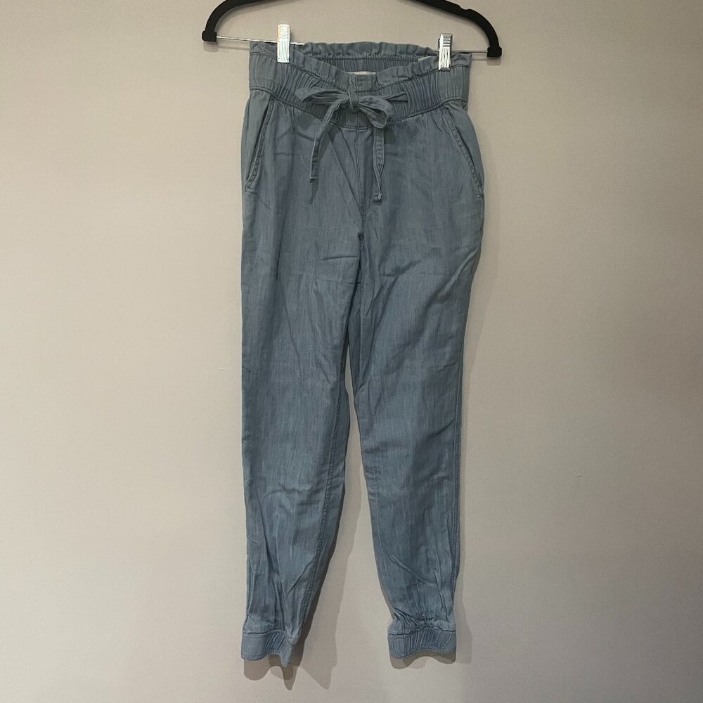 Hollister High Rise Jogger Jeans